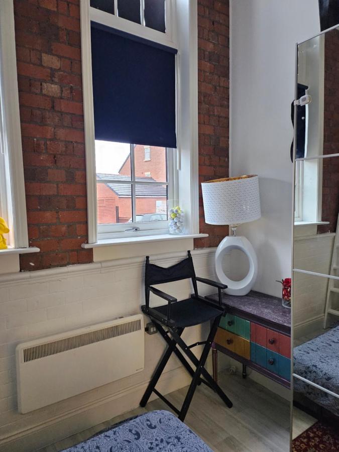 Characteristic Loft Style Apartment Birmingham Bagian luar foto