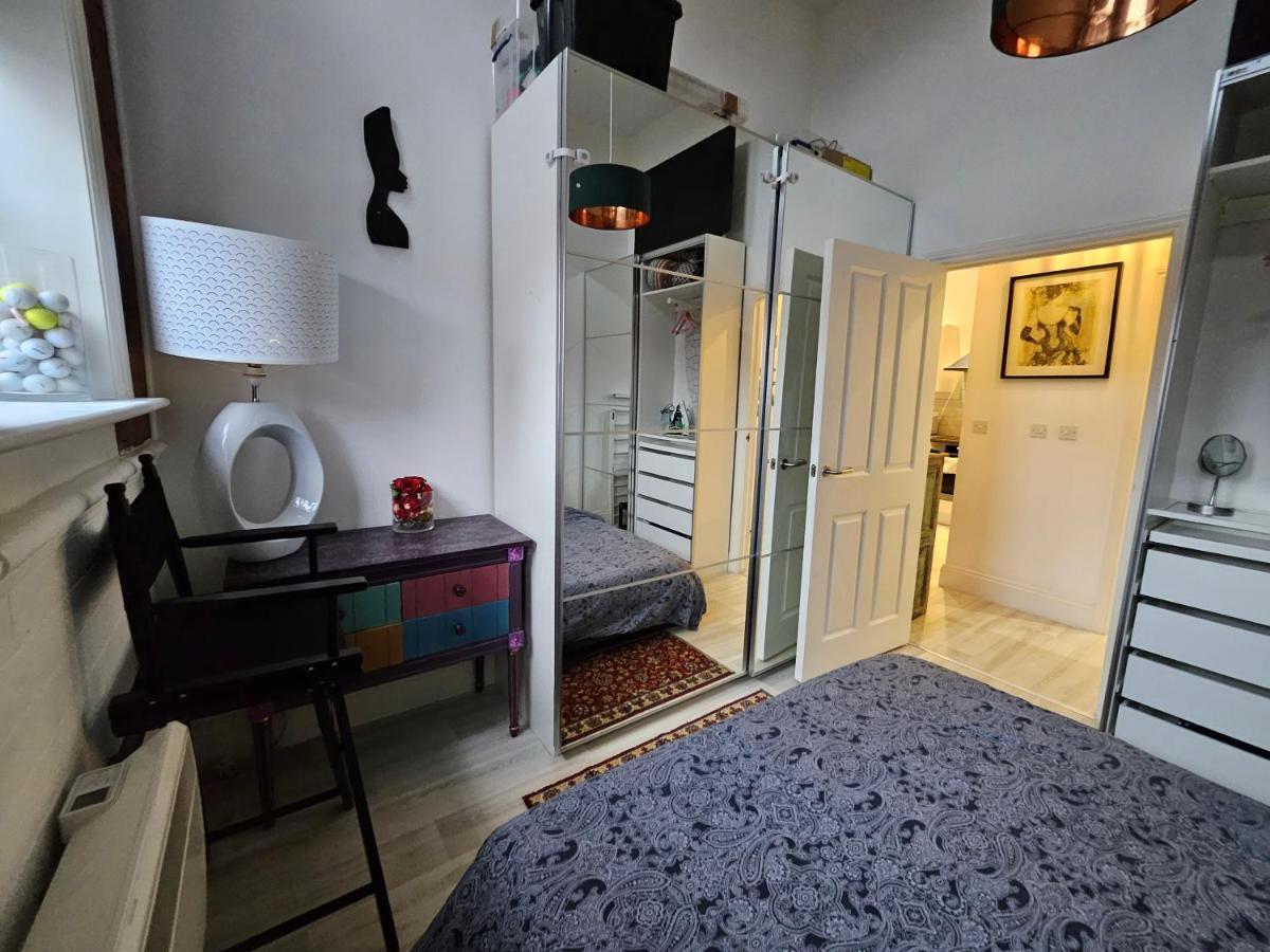 Characteristic Loft Style Apartment Birmingham Bagian luar foto